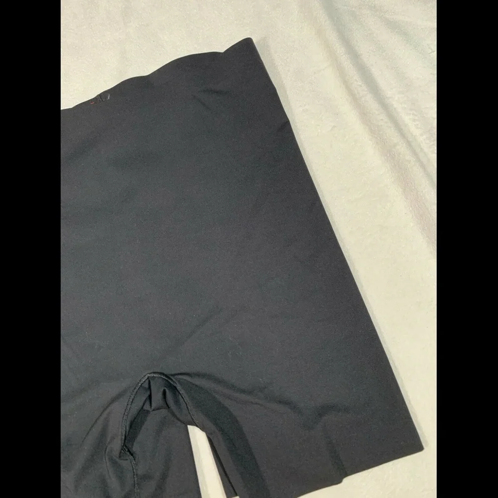 NEW $52 Spanx Thinstincts Girl Short in‎ black [ SZ Small ]